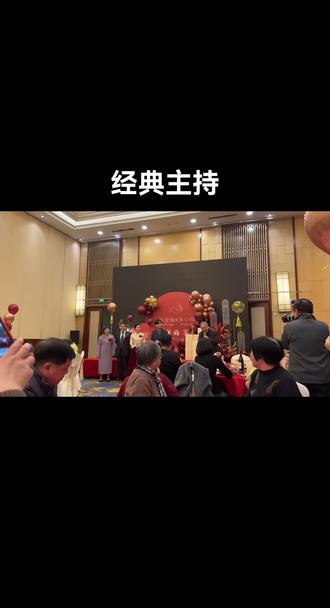 科维托娃重要时刻表现优异，中国队带队取胜！观众掌声雷动