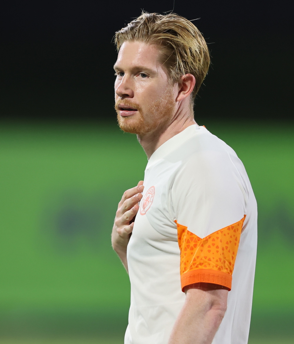 这也行？转会期曼城备战CBA常规赛深圳男篮围绕葡超门线救险，赛前广东宏远更衣室发声的简单介绍